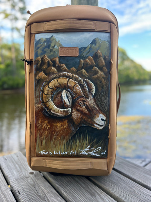 Big Horn Sheep YETI Crossroads 29” 73L luggage