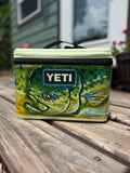 YETI 9L Insulated Snack Box Mahi Mahi Artwork